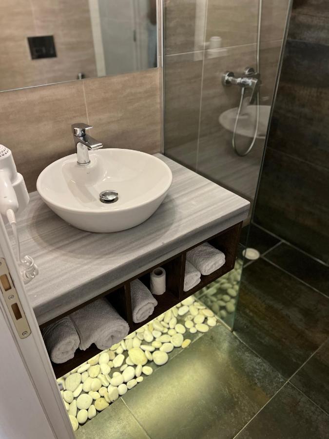 Kanes Bohemian Boutique Hotel Sarandë Eksteriør bilde