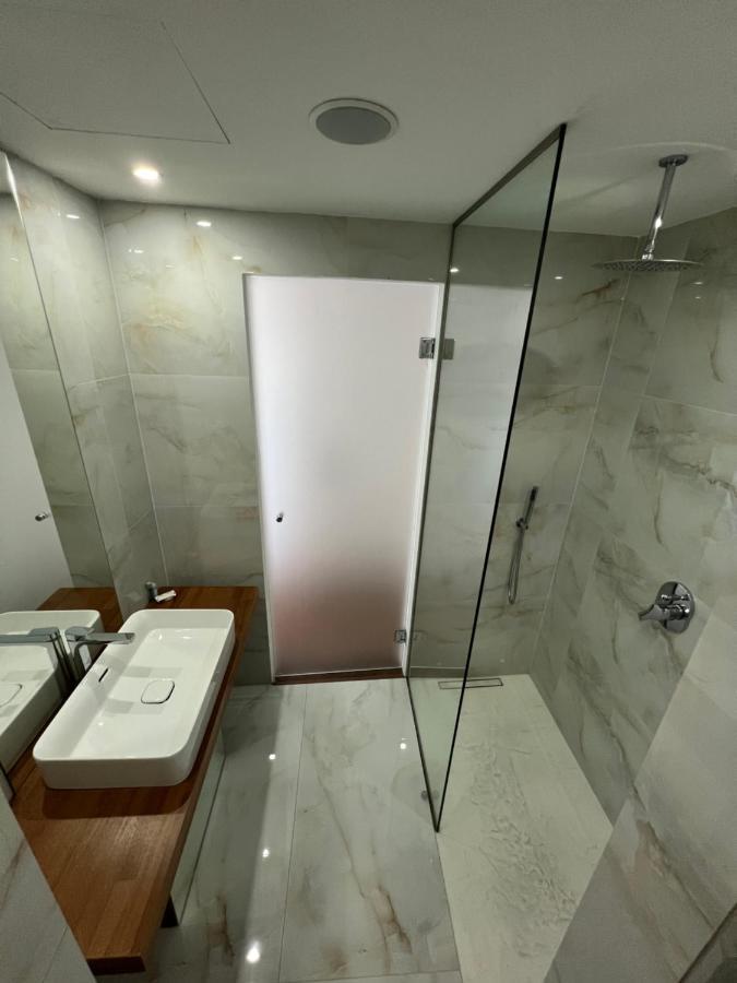 Kanes Bohemian Boutique Hotel Sarandë Eksteriør bilde